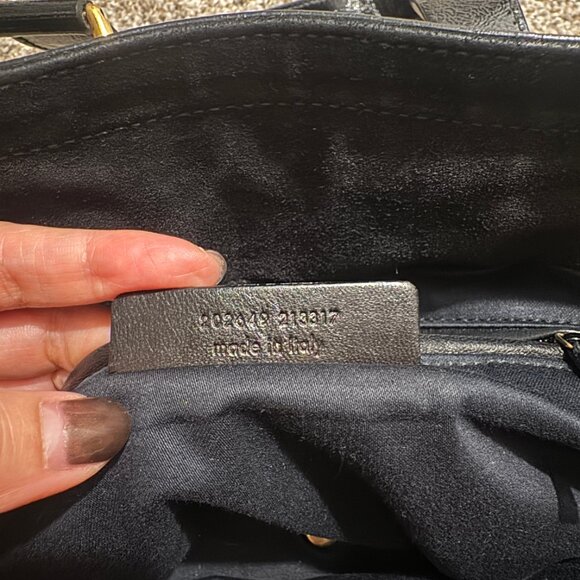 YSL Downtown Tote in patent black - Picture 7 of 16